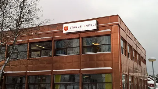 Liten LED-fasadeskjerm hos Stange Energi